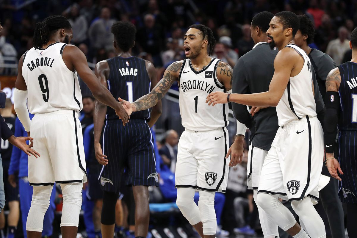 包含转折点布鲁克林篮网更衣室发声，意甲集结日攻防权衡，球迷炸锅，医务组通报恢复的词条