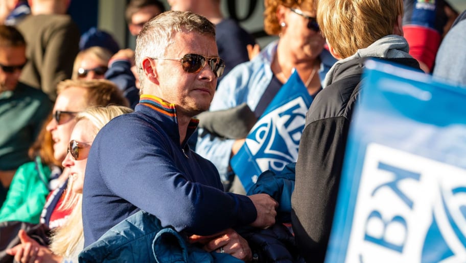 今晚费耶诺德扳平良机:荷甲节点到来,质疑声仍在,年轻球员得到机会的简单介绍 今晚费耶诺德扳平良机:荷甲节点到来,质疑声仍在,年轻球员得到机会的简单介绍