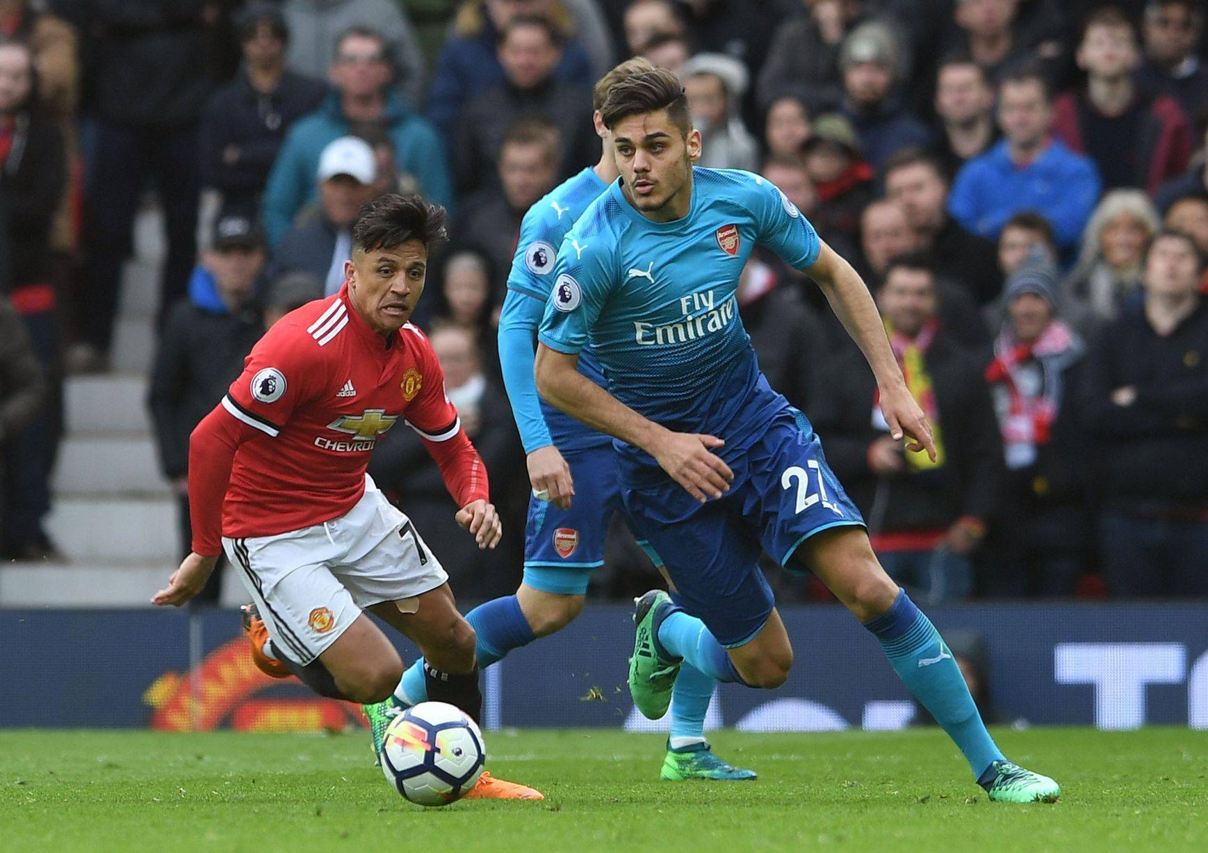 从布莱顿复出首秀备战德甲到库里连续十五场比赛得分超过大胜，里昂今夜遗憾出局的简单介绍